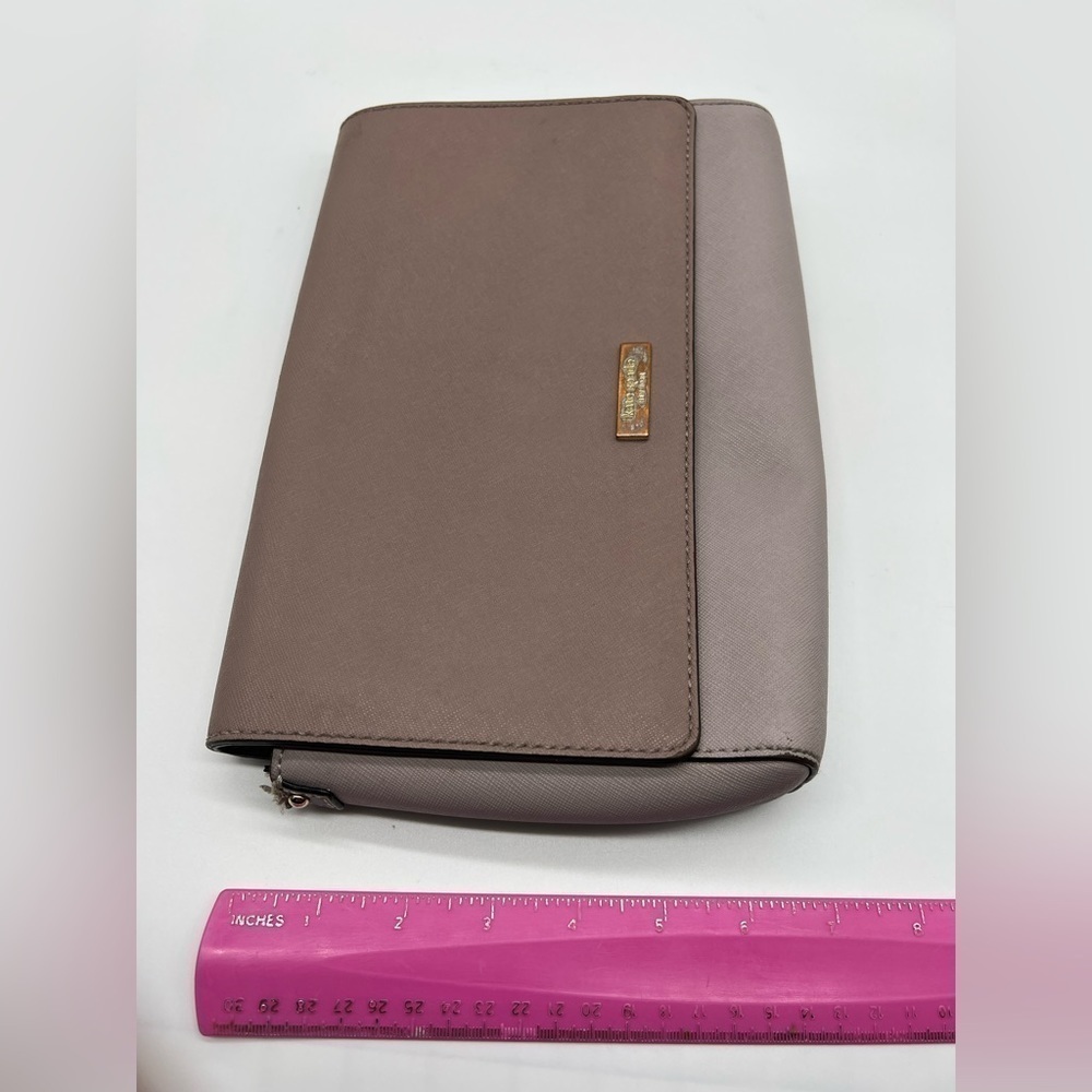 Kate Spade well loved 2 toned clutch bag - Picture 8 of 10